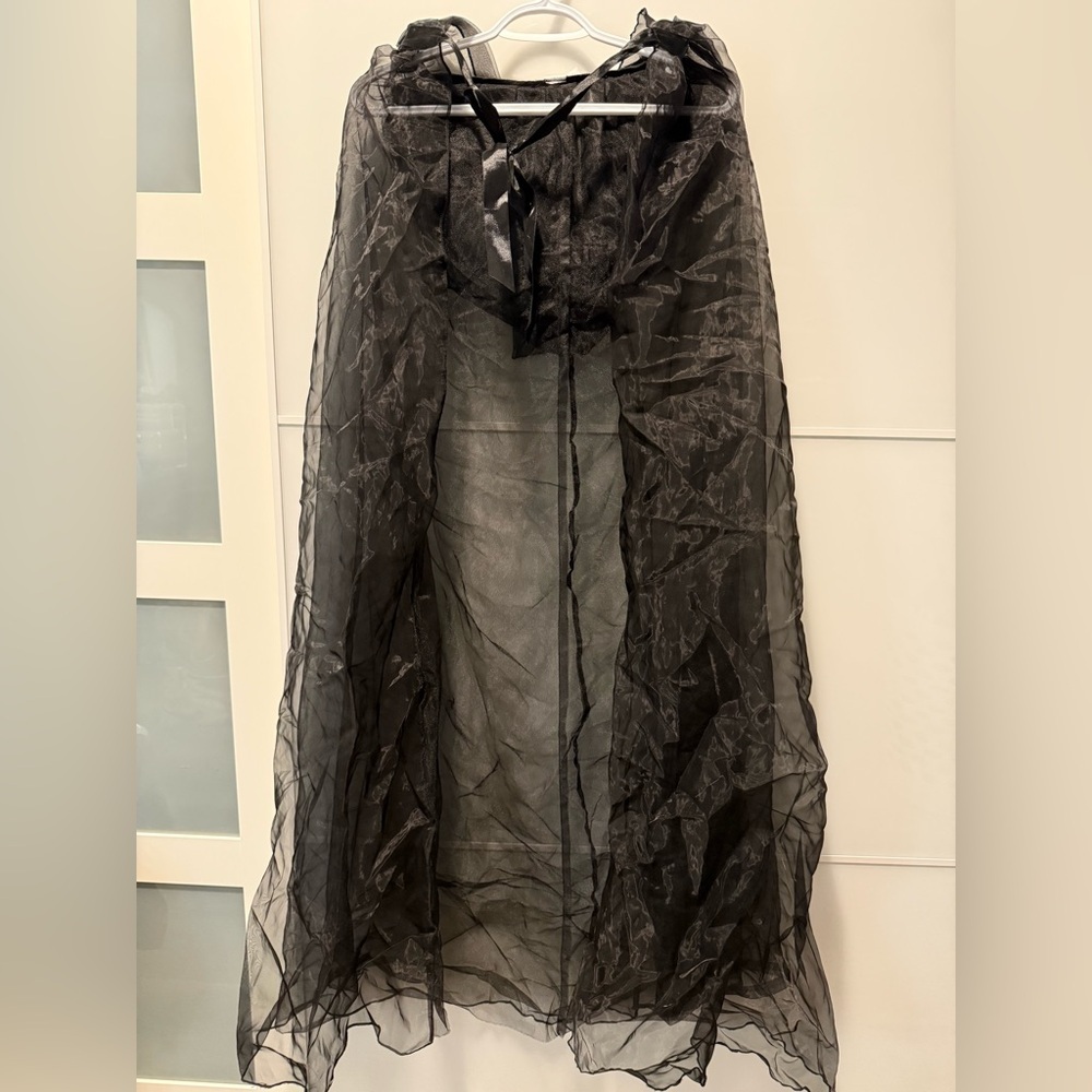 💸CLEARANCE 4/$15💸 Sheer Hooded Cape